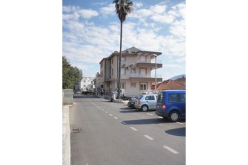 Montenegro Byt Herceg Novi, Esterno